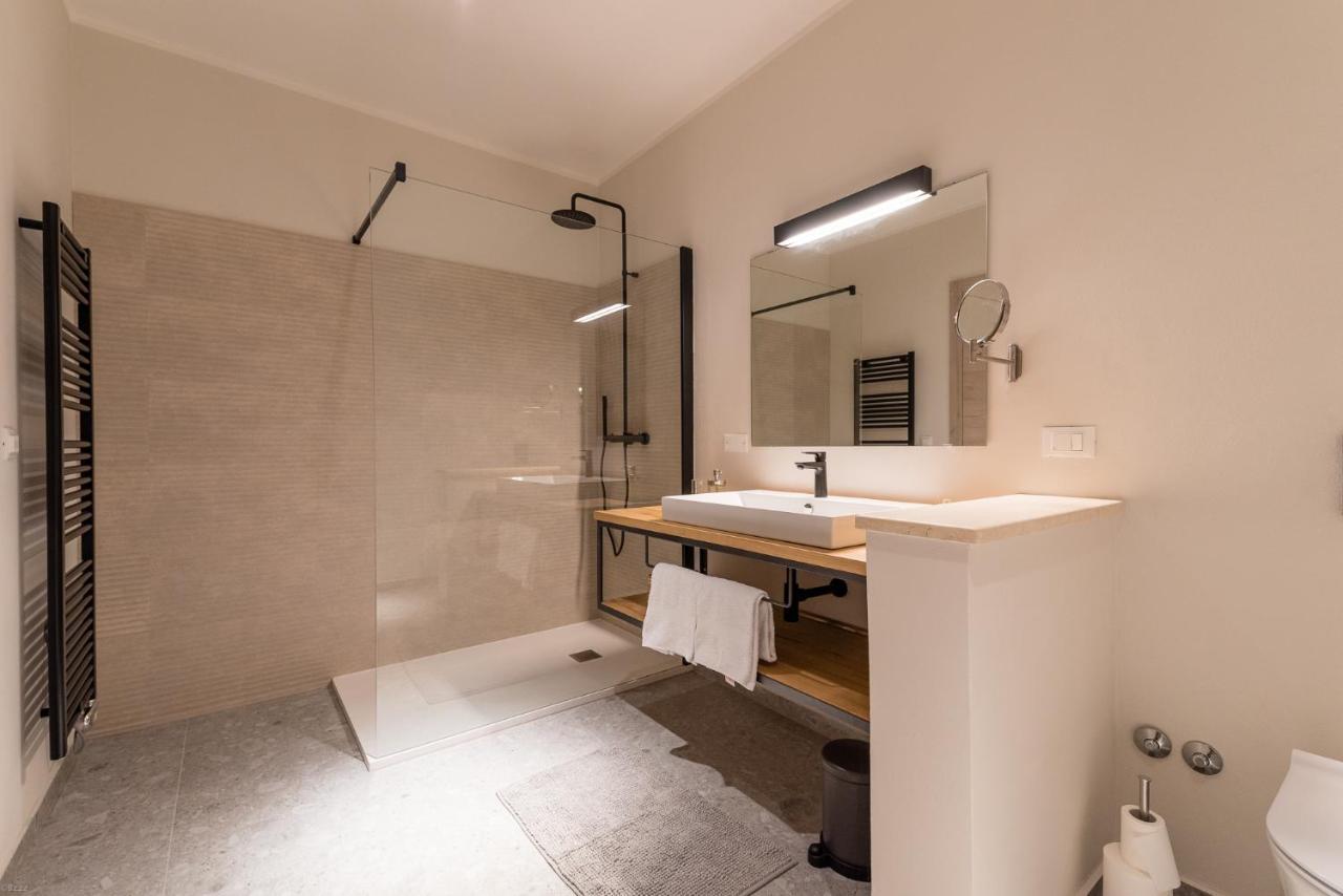 L'Abbraccio Della Quercia Apartment Momjan Bagian luar foto